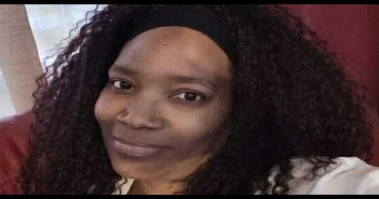 Família abre caixão, encontra corpo de mulher estranha dentro e vai processar funerária