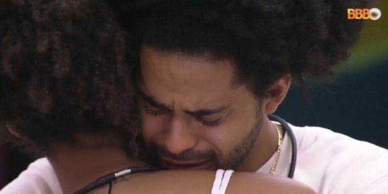 BBB22: Brother é flagrado praticando algo inesperado, se desespera e pede para sair do reality