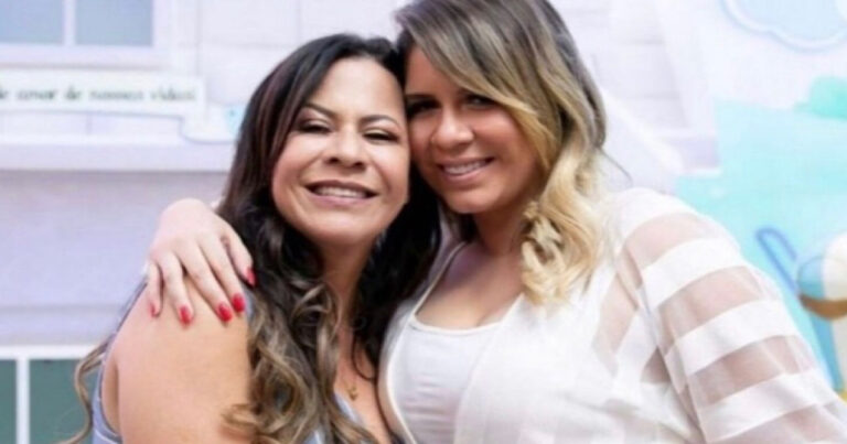 Dona Ruth fala sobre a saudade e a falta que a filha Marília Mendonça faz em casa: ‘está doendo em mim’