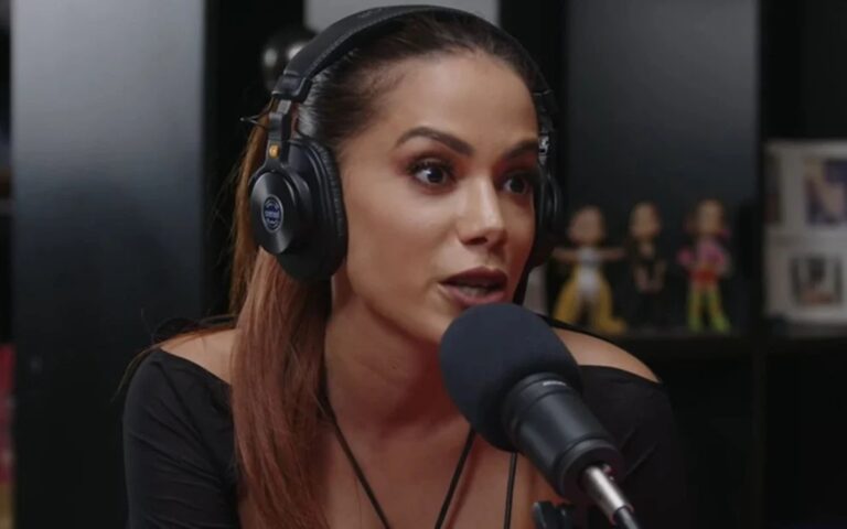 Anitta expõe briga na família por política: “A gente só perde”