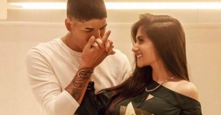 Esposa de Zé Vaqueiro deixa de seguir cantor e equipe se pronuncia: ‘Casal não passa bom momento’