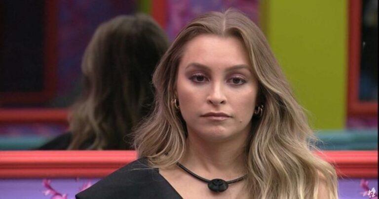 Carla Diaz desabafa ao negar rumores de affair com cantor sertanejo: “É um absurdo”