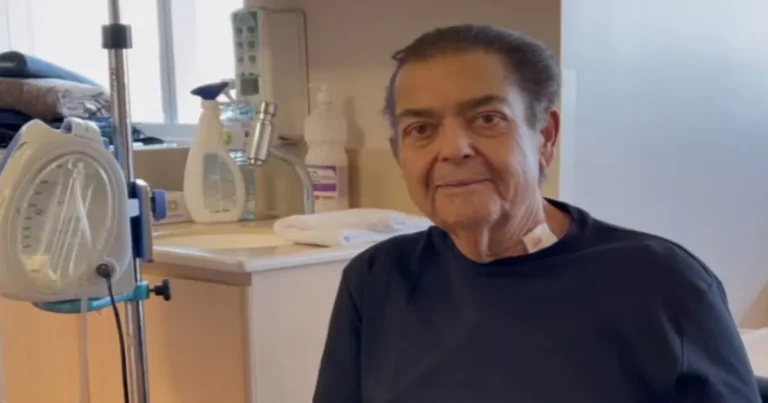 Após transplante Faustão sofreu duas quedas e fraturou costela