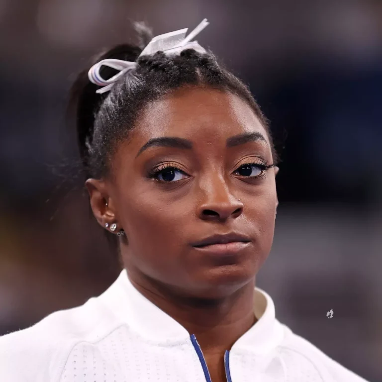 Simone Biles rebate críticas ao seu cabelo durante as Olimpíadas: O ônibus não tem ar condicionado