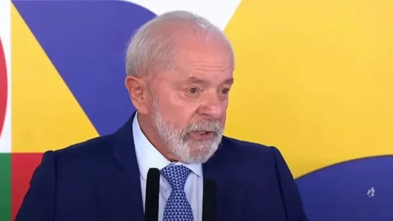 Com preços nas alturas, Lula pede para população não comprar alimentos caros