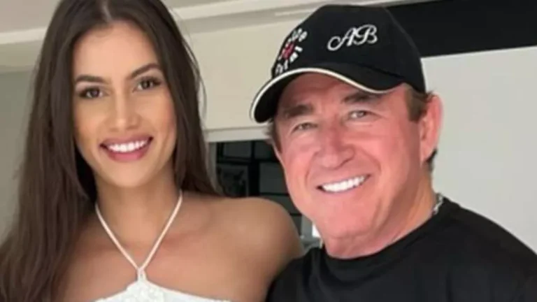 Amado Batista fala sobre ter filhos com esposa de 23 anos