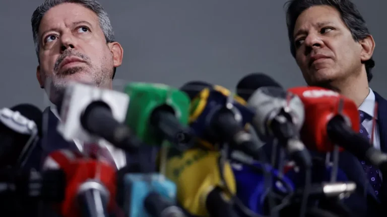 Isenção do IR: comissão é instalada com promessa de votação até julho