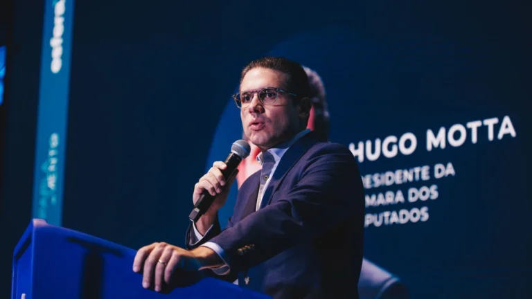 Análise: Hugo conduz IOF com “morde e assopra” no governo