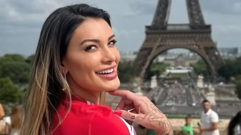 Andressa Urach muda a cor dos olhos após cirurgia: “Sonho de infância”