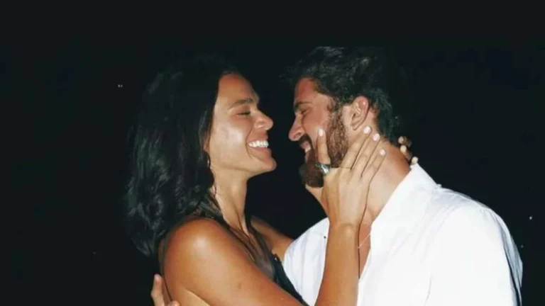 Oficial! A primeira publicação de Bruna Marquezine e João Guilherme juntos após término
