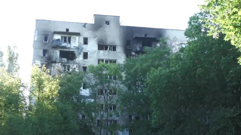 Ataque da Rússia deixa seis feridos e um morto em Odessa, na Ucrânia