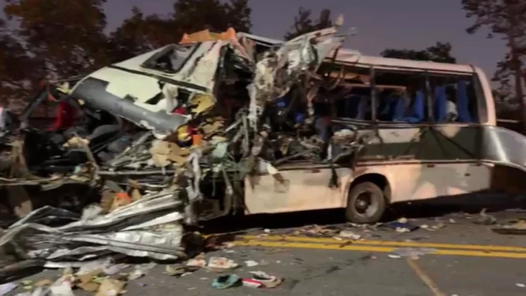 Lula lamenta mortes em acidente que matou estudantes e motoristas em Goiás