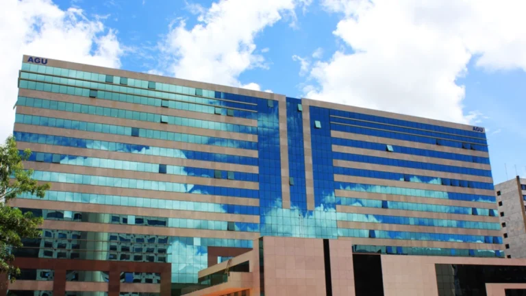 AGU apresenta ao STF plano para ressarcimento de beneficiários do INSS