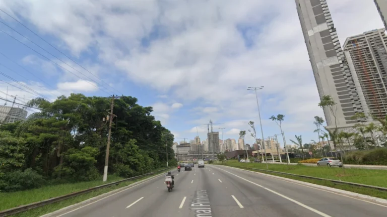 PM de folga reage a assalto e atira em criminoso em SP
