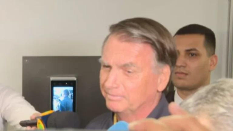 Bolsonaro após parecer de Moraes: Não está claro o que posso ou não falar