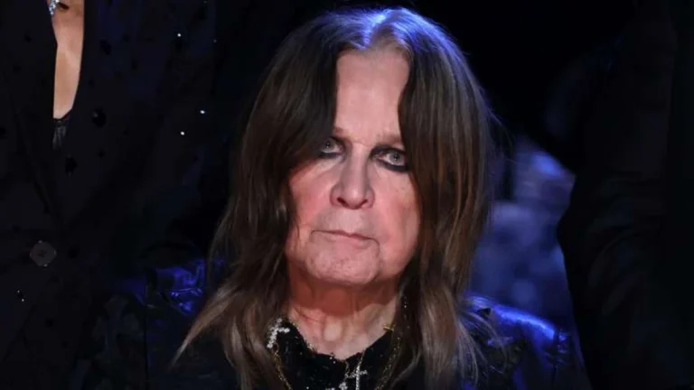 Banda demite músico após publicação ofensiva sobre Ozzy Osbourne