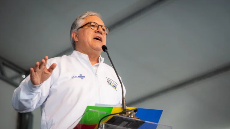Itamaraty pede que EUA gerem novo pedido de visto para Padilha