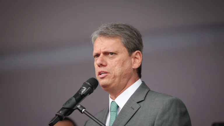 Análise: Tarcísio de Freitas adota discurso de presidenciável