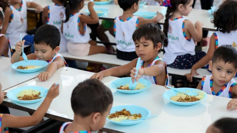 ONU estuda programa de merenda de Manaus para políticas globais