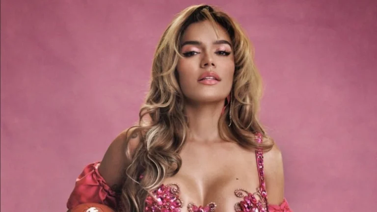 Karol G desembarca no Brasil para show da NFL