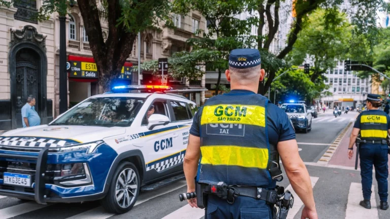 Bônus de até R$ 1 mil para guarda de SP que recuperar moto avança na Câmara