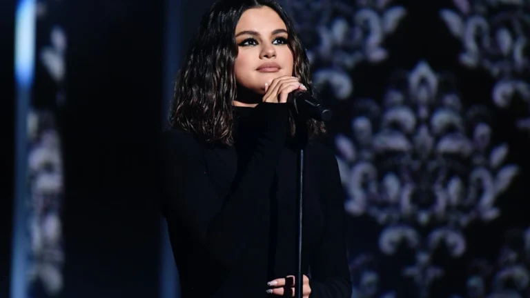 Selena Gomez diz que só fará turnê com uma condição; veja qual