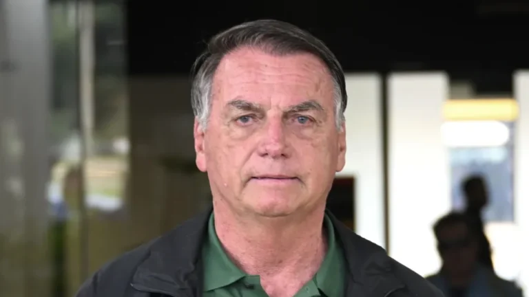 Análise: Polícia passa a monitorar quintal de Bolsonaro
