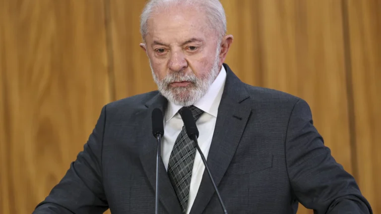 Lula: “Não estamos dispostos em sermos tratados como subalternos”