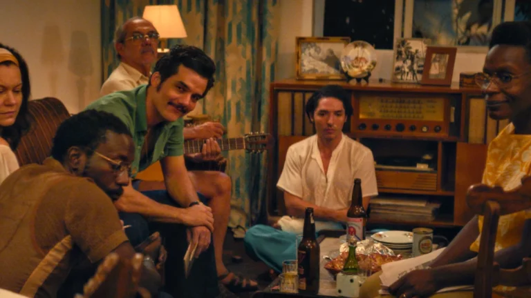 Kleber Mendonça Filho anuncia exibição de trailers de “O Agente Secreto”