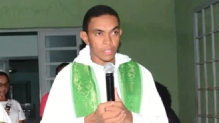 Igreja afasta padre no Piauí após vazamento de vídeos íntimos