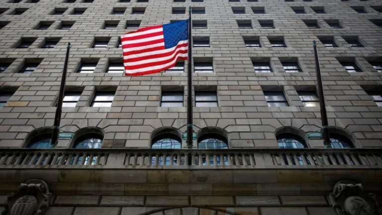 Chance de Fed cortar juros em 2025 cresce após inflação dos EUA