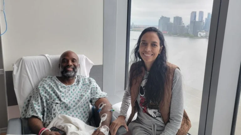 Biomédica de Campinas viaja aos EUA para doar rim a amigo que conheceu pela internet: Me tornei mais humana