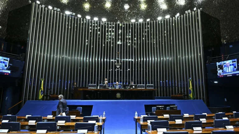 Entenda a Lei da Ficha Limpa, que muda prazos para inelegibilidade