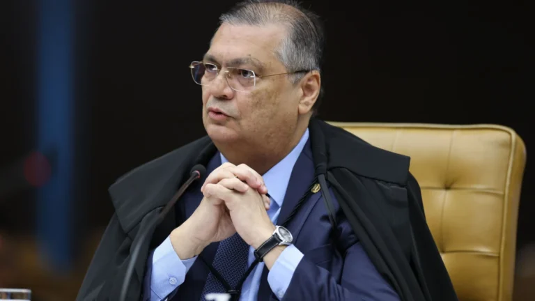 Dino: não há “nada de errado” em Congresso mudar parâmetros de dosimetria