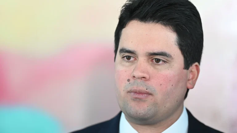 Após saída do partido da base, Fufuca diz que segue despachando normalmente