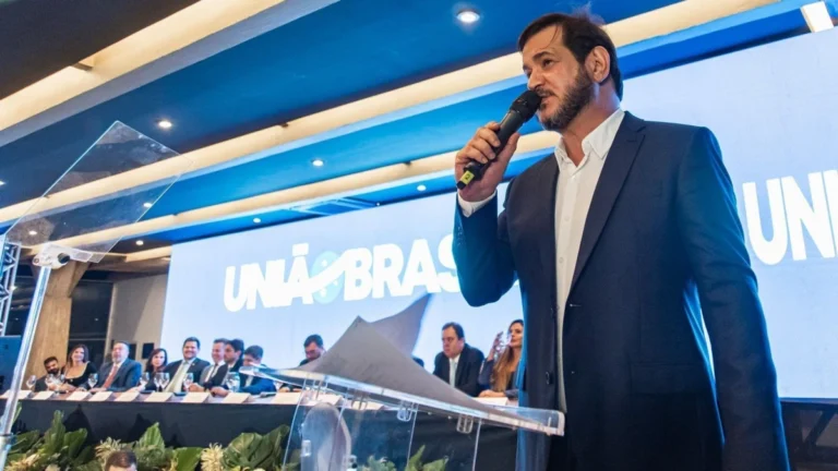 Saída do União Brasil do governo é mais simbólica que efetiva, diz analista