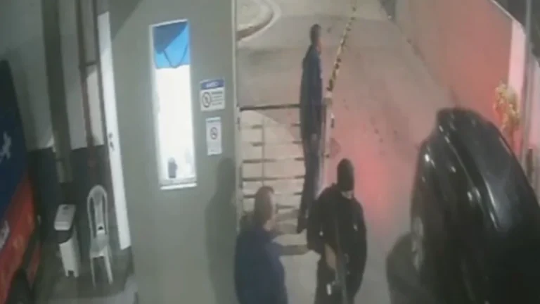 Criminosos armados invadem hospital no Rio em busca de paciente internado; vídeo