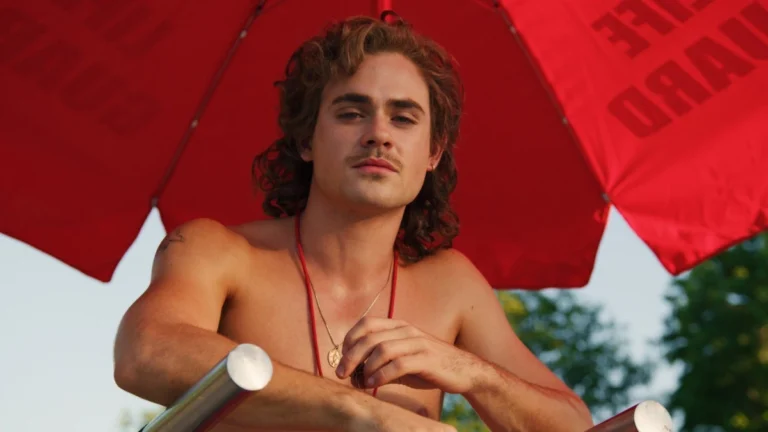 Ator de “Stranger Things” diz ter se assustado com Hollywood: “Recuei”