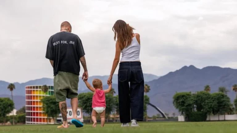Fãs reagem às fotos românticas de Justin Bieber: “Quer aumentar a família”