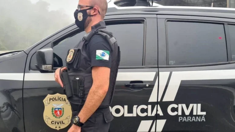 Marido flagra esposa com amante e mata homem a facadas no PR