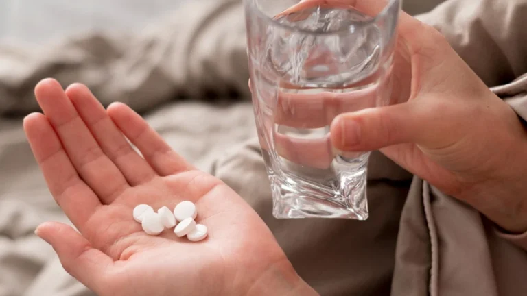 Não há registros que relacionem paracetamol a autismo, diz Anvisa