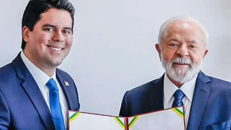 Ministro do Esporte é punido pelo partido por decidir permanecer no governo Lula