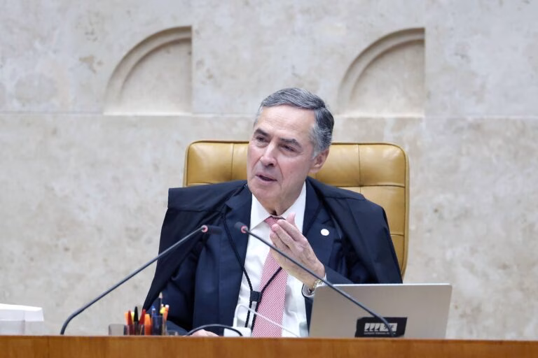 Com saída de Barroso, novo ministro vai herdar mais de 900 processos