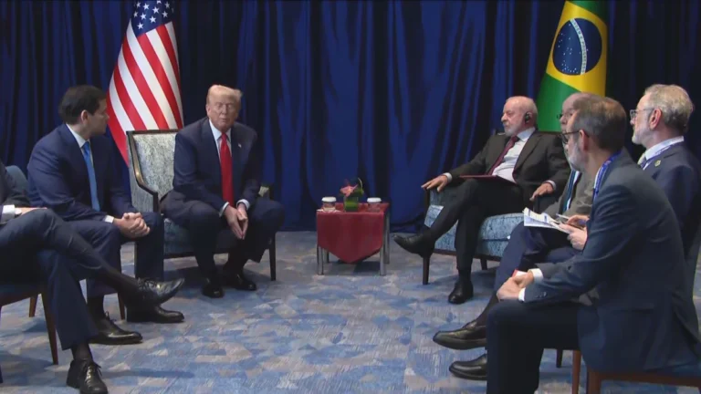 Saiba quem participou do encontro Lula-Trump na Malásia