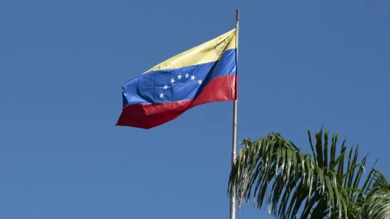 Venezuela mobiliza militares em operação para defesa nacional