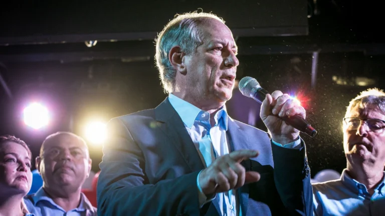 Ciro não descarta disputa à sucessão presidencial em 2026