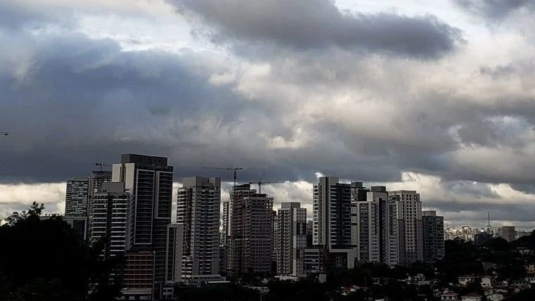 Frio avança em SP e previsão é chuvosa no Sudeste, nesta quinta (30)