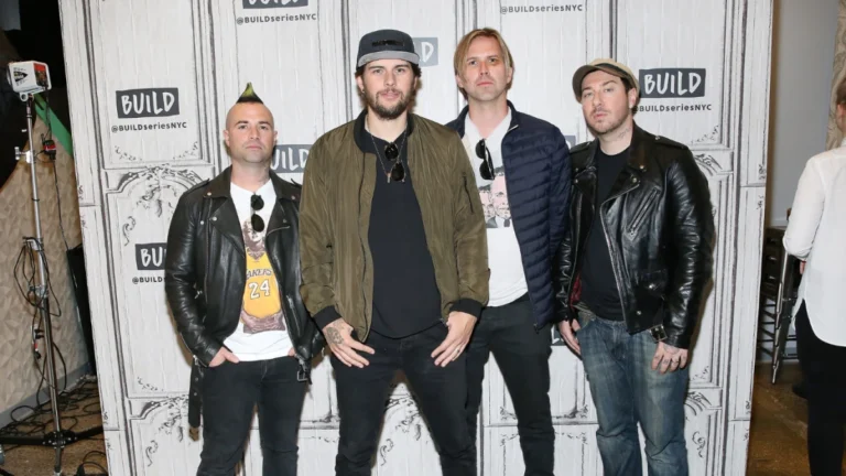 Avenged Sevenfold remarca shows no Brasil; veja novas datas