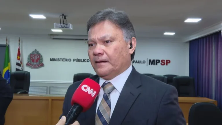 Alvo do PCC, Gakiya diz que sairá do país apenas “por asilo político”