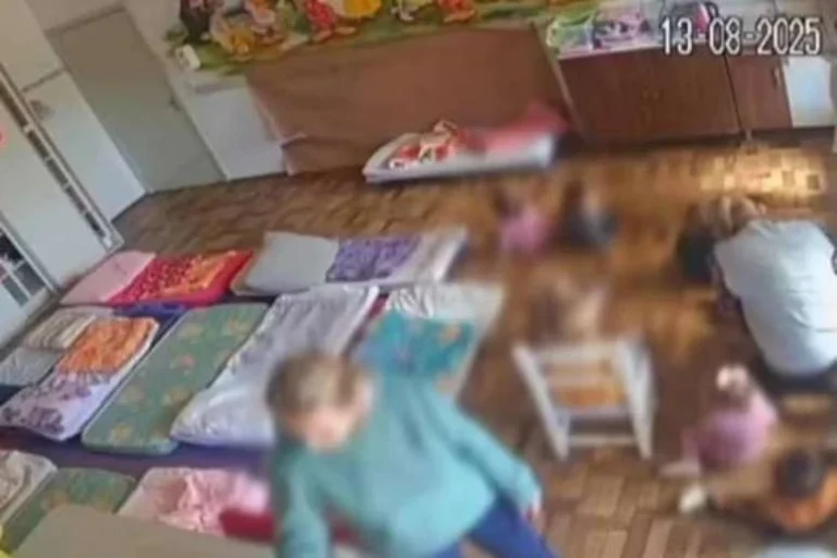 Câmeras flagram nova agressão a criança em escola de Paraí, e educadora é afastada